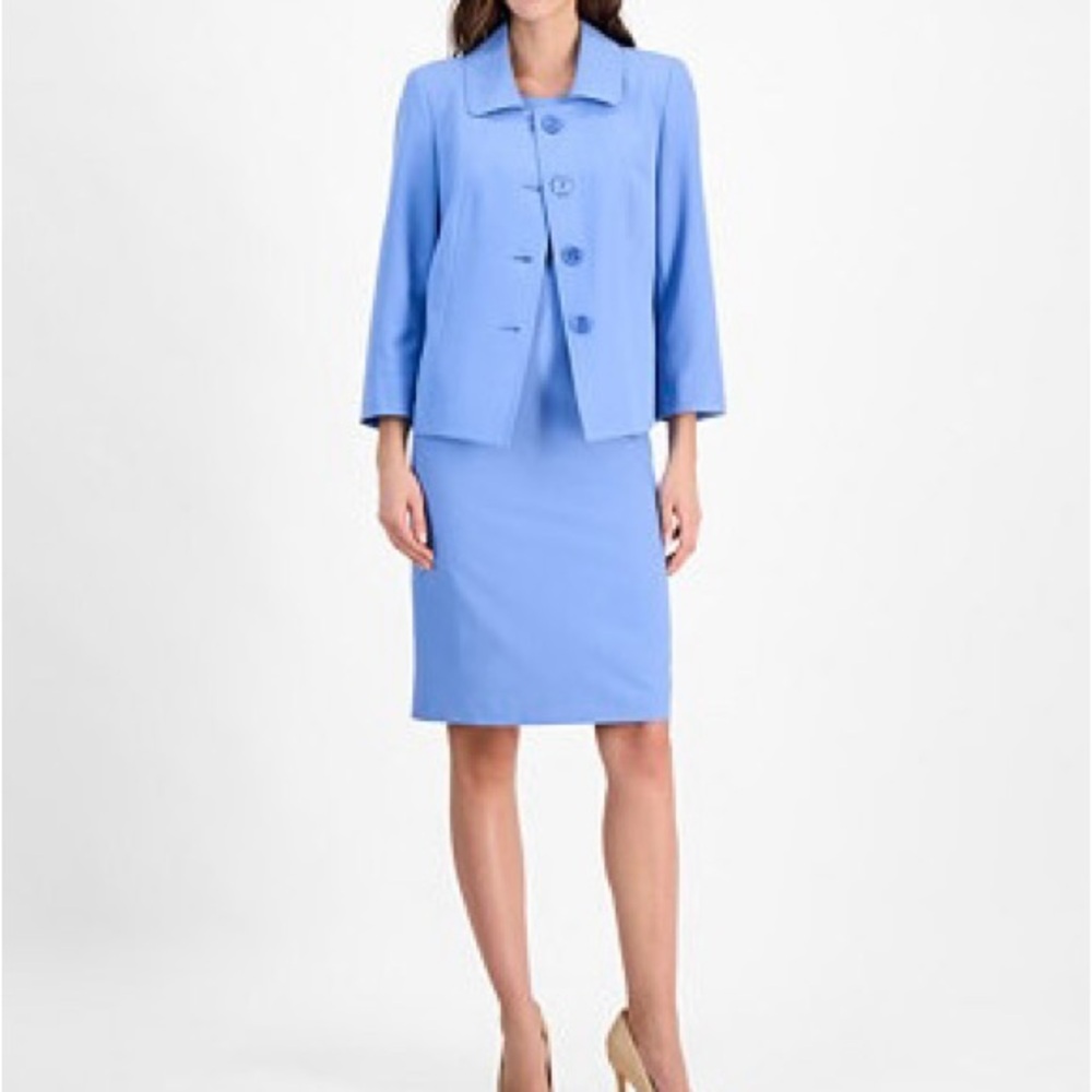 Le Suit Pale Blue Women's  Dress  Jacket Suit Classic Two-Piece Size 8